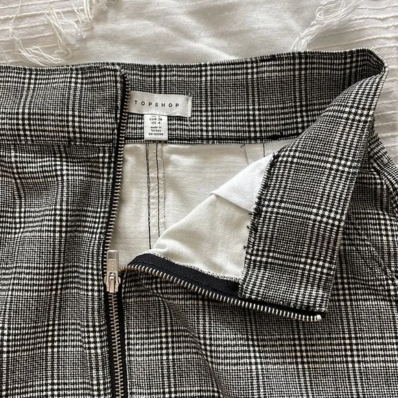 Topshop high waisted plaid mini skirt - us 4, uk 8 - Picture 3 of 4